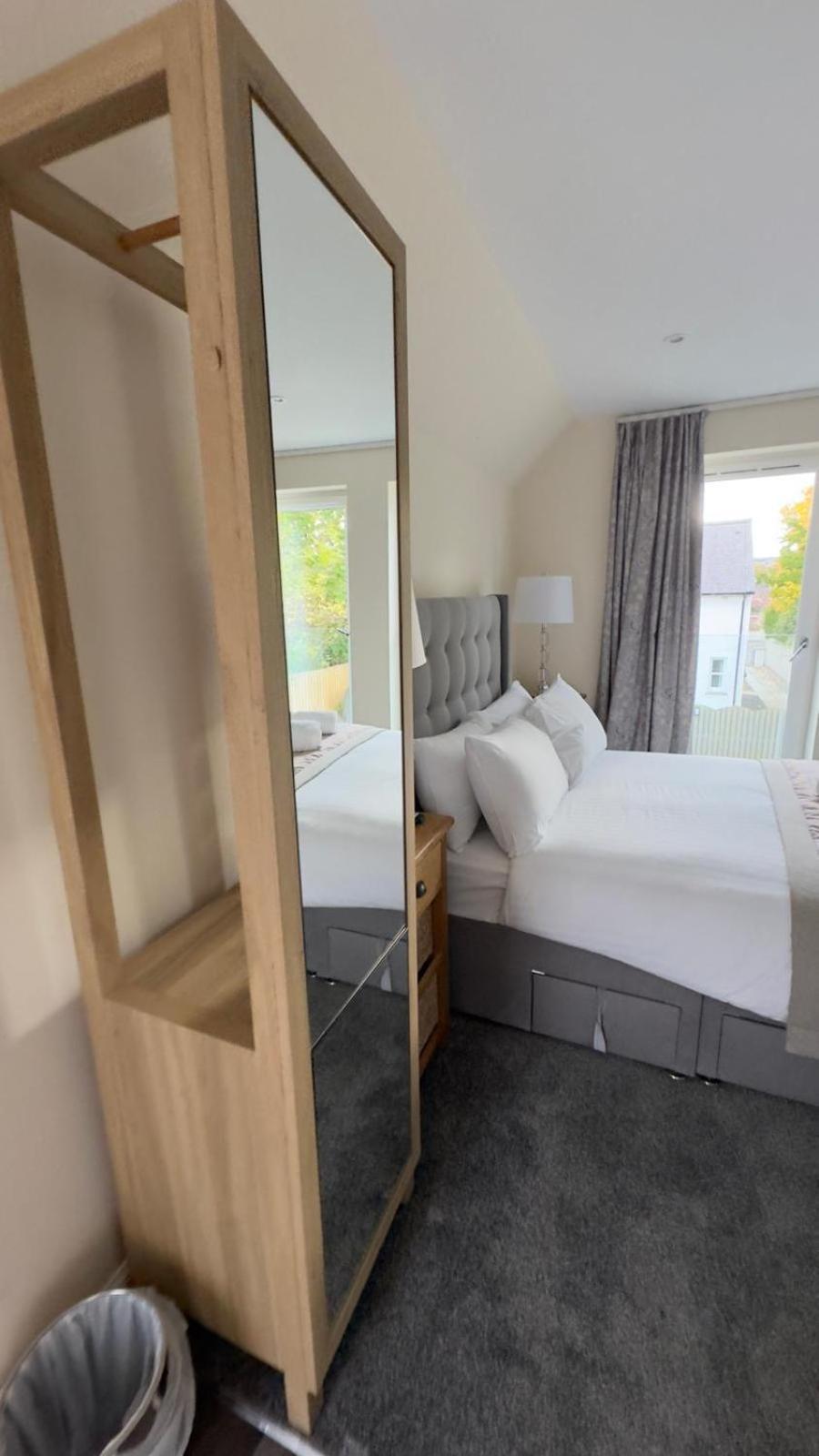 The Waverley Inn Holiday Homes อินเวอร์เนส ภายนอก รูปภาพ