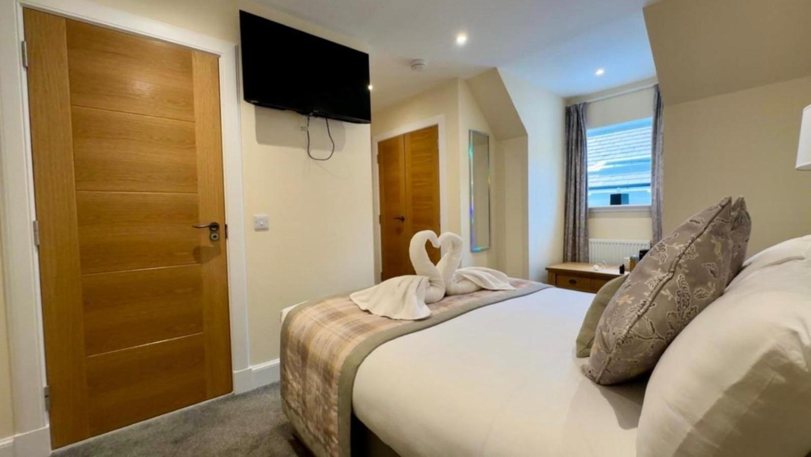 The Waverley Inn Holiday Homes อินเวอร์เนส ภายนอก รูปภาพ